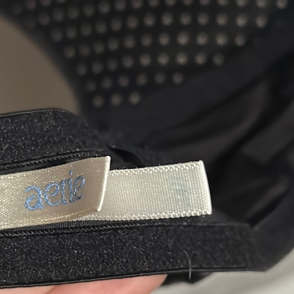 black lightly padded Aerie bra size 34B - Picture 4 of 4